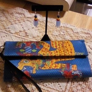 Tawi Wallet and earring set.